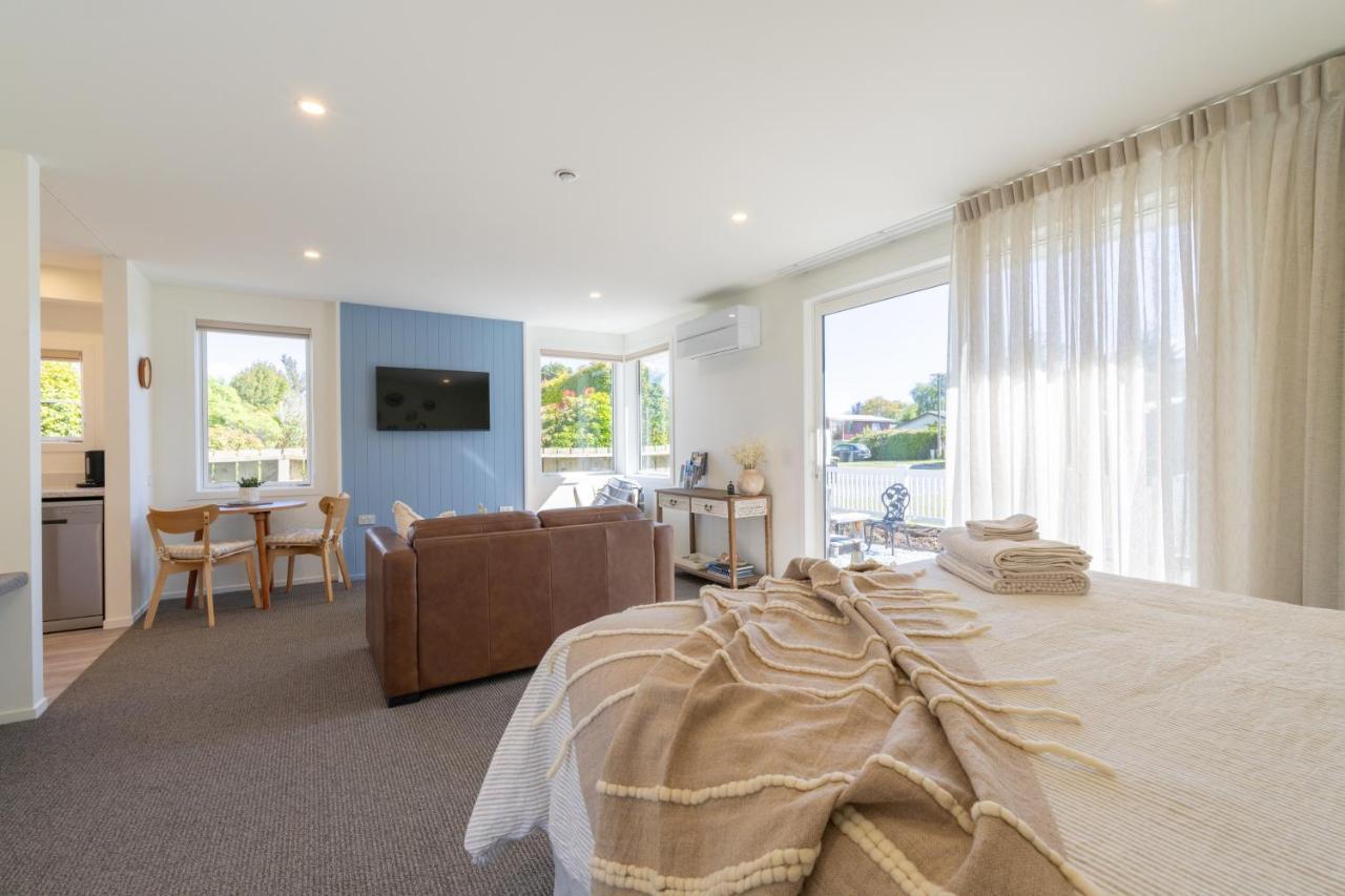 The Mayflower Cottage Te Anau Extérieur photo