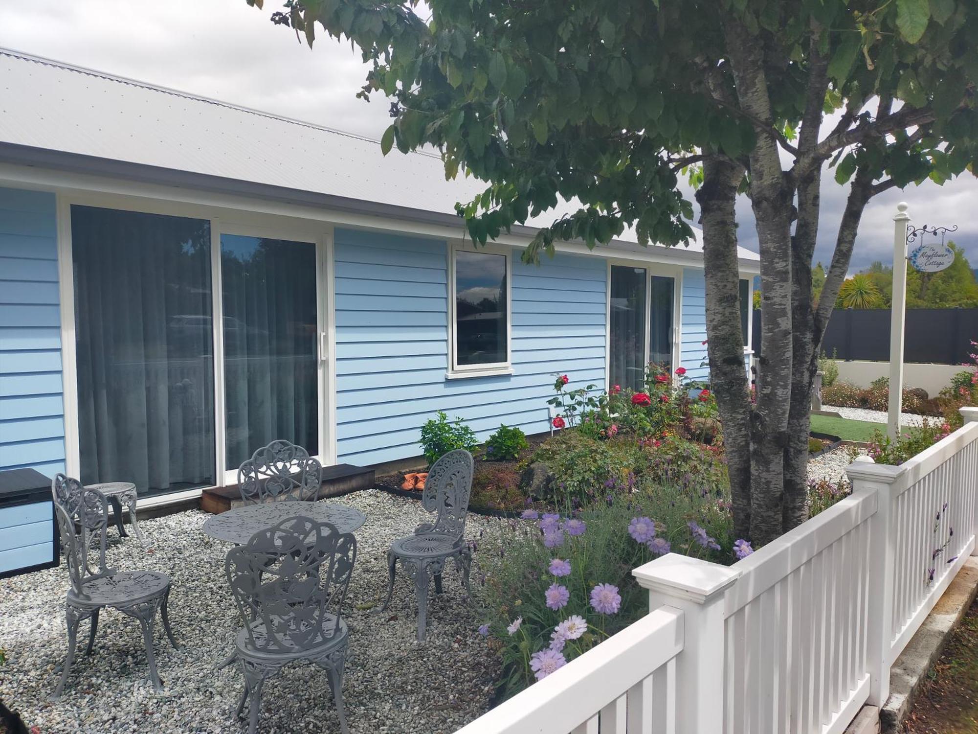 The Mayflower Cottage Te Anau Extérieur photo